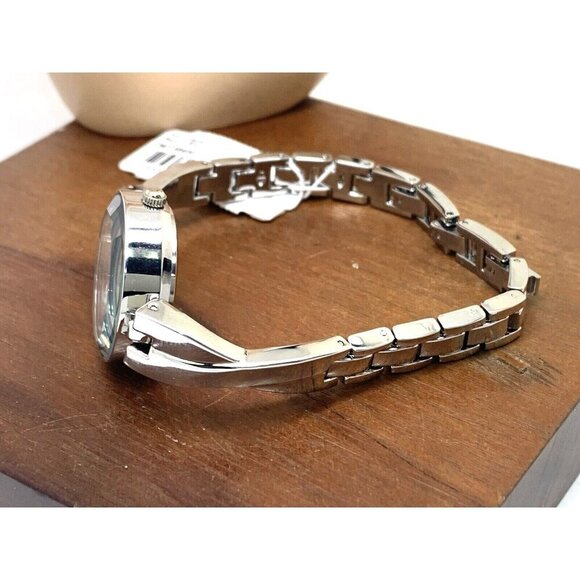 Timex Women's Watch TW2T49400 Quartz Silver Dial Stainless Steel 26mm - Picture 8 of 13